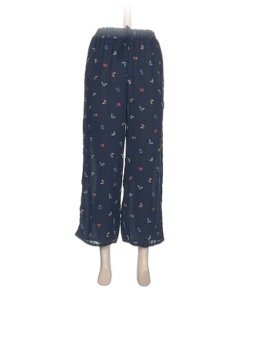 Zara Düz Kesim %70 İndirimli.