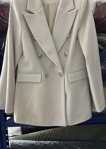 Düğmeli Beyaz Kadın Blazer Ceket