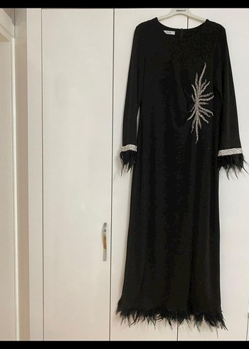 Diğer Siyah simli kol ve etek ucu tüylü abiye