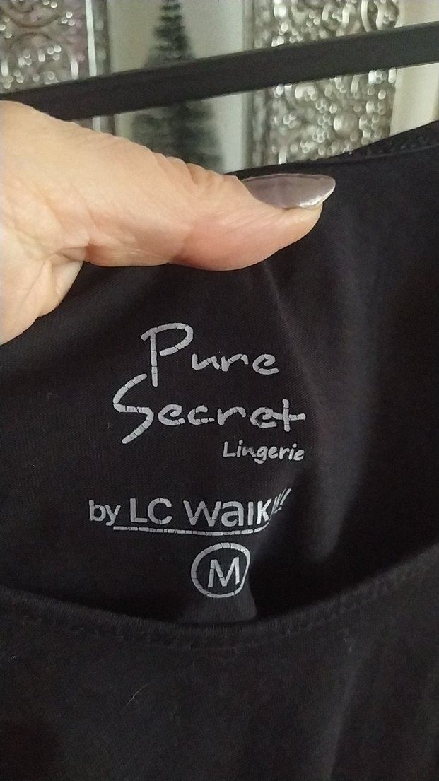 Siyah Straplez İnce Askılı Kadın Atlet - Görsel 3