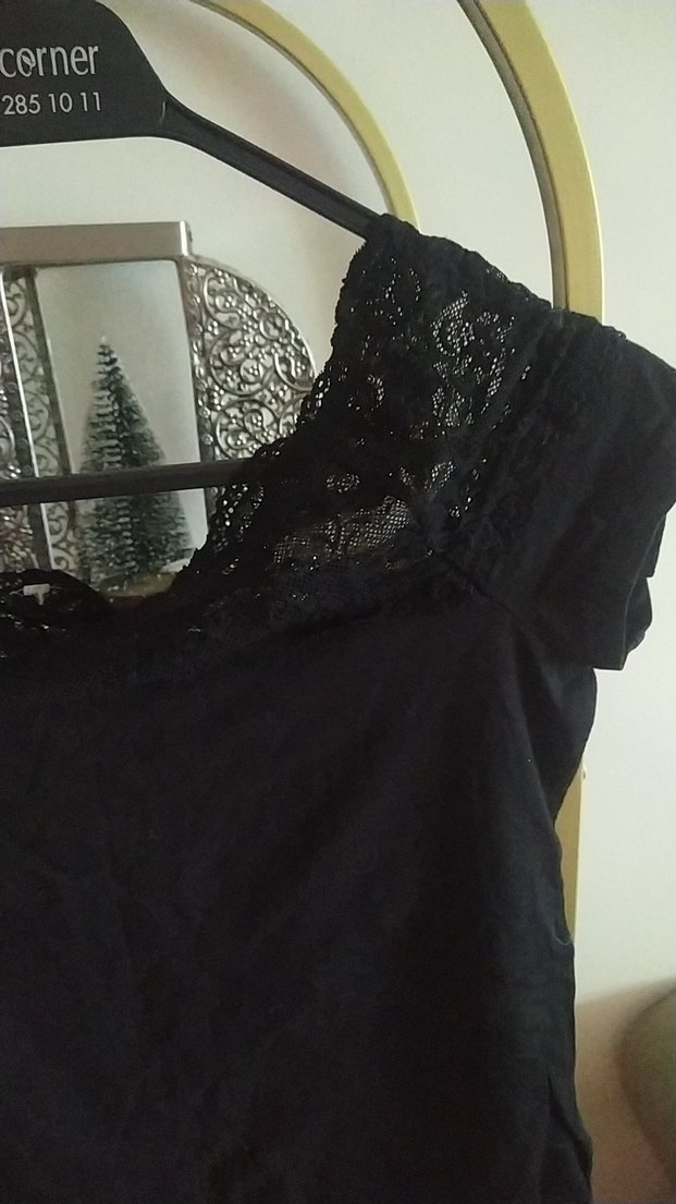 Dantelli Siyah Kadın Bluz - Gotik Stil - Görsel 2