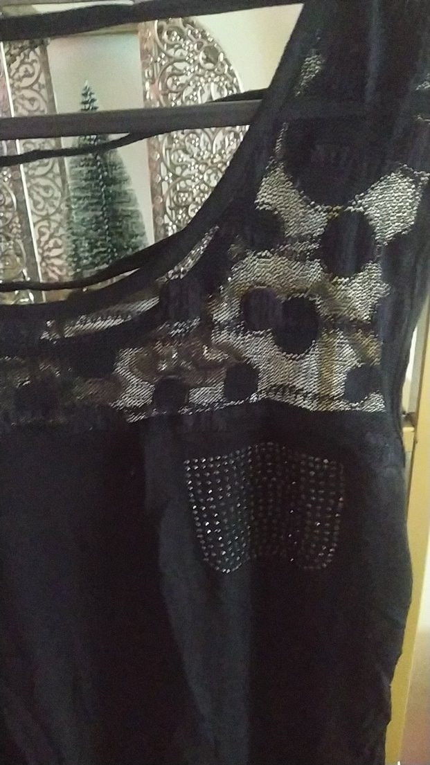 Dantel Detaylı Siyah Gotik Kolsuz Bluz - Görsel 2