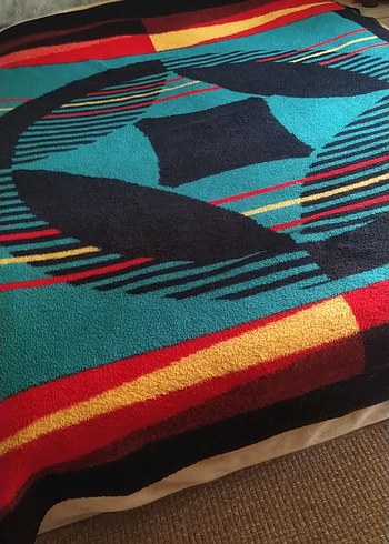 Çok Renkli Desenli Battaniye , 1,80-2,20 cm ebatlarında - Görsel 4