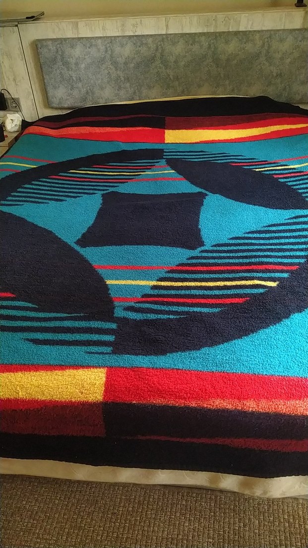 Çok Renkli Desenli Battaniye , 1,80-2,20 cm ebatlarında - Görsel 3