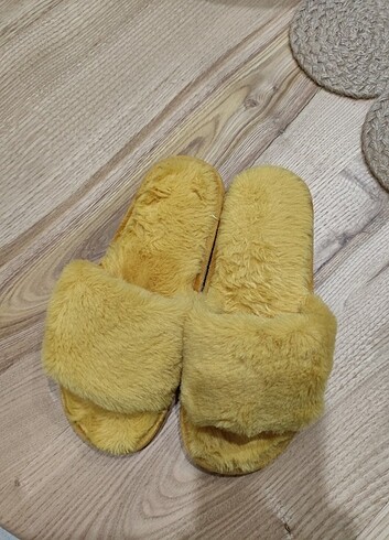 Peluş Terlik - Görsel 2