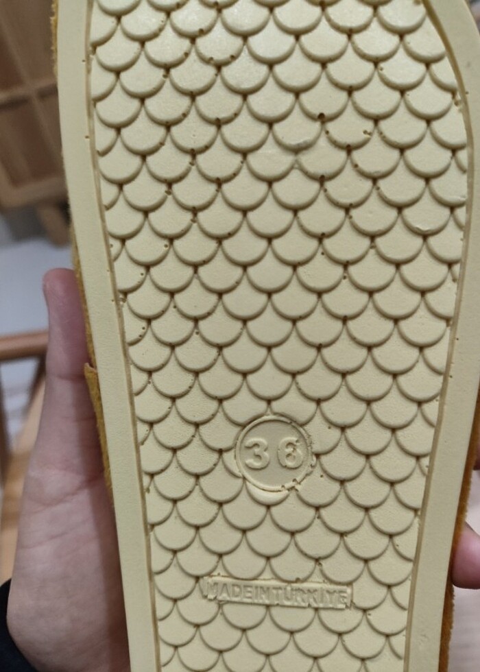 Peluş Terlik - Görsel 3