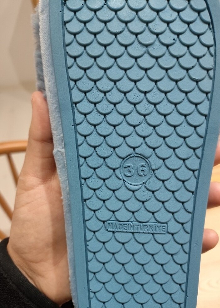 Peluş Terlik - Görsel 3