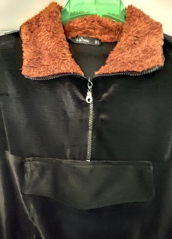 Boynu Kürklü Sweatshirt - Görsel 4