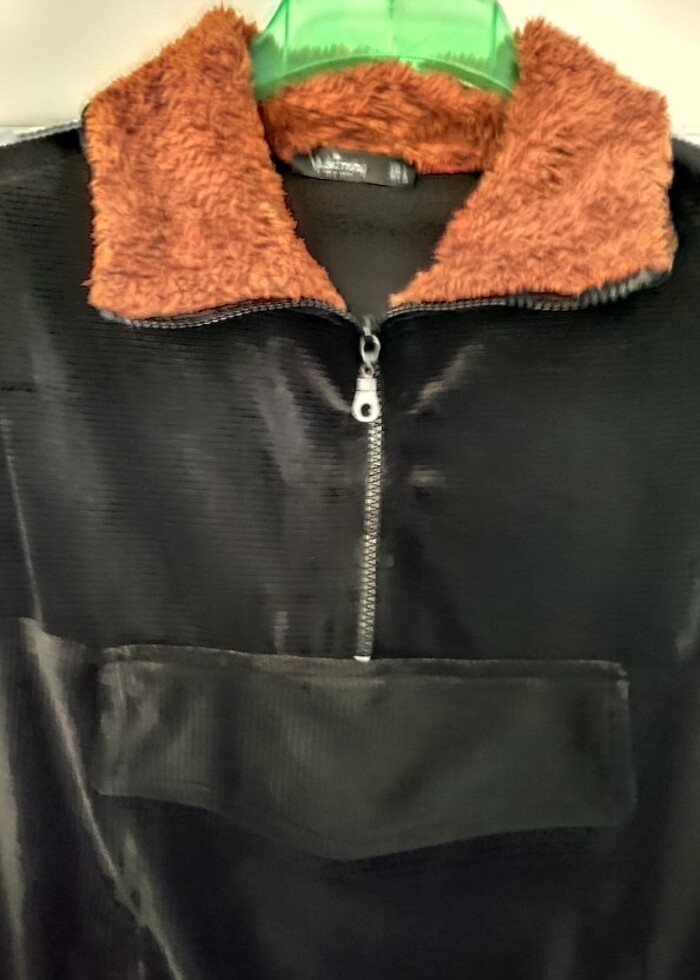 Boynu Kürklü Sweatshirt - Görsel 4