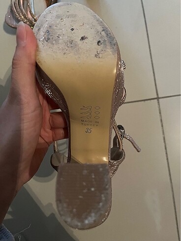 Topuklu ayakkabı - Görsel 3