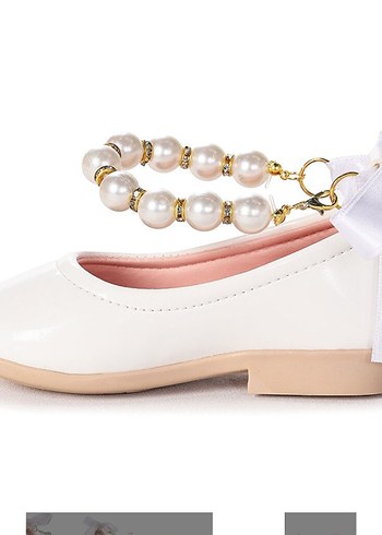 Zincir Detaylı Beyaz Kız Çocuk Babet - Görsel 2