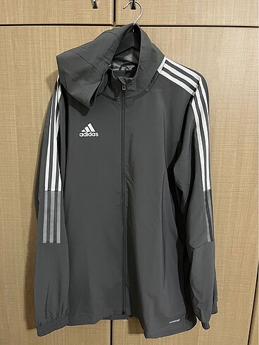 Polar adidas