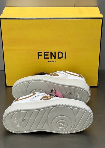 38 Beden beyaz Renk Fendi Kadın Beyaz Platform Topuklu Spor Ayakkabı