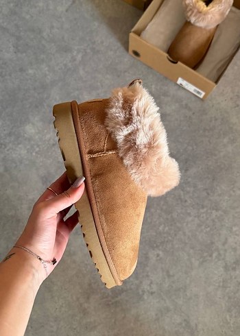 Ugg Bej Süet Platform Topuklu Kadın Botlar - Görsel 6