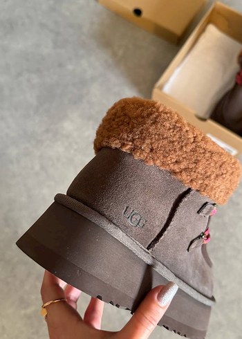 Ugg Kahverengi Kürklü Kadın Süet Dolgu Topuk Bot - Görsel 2