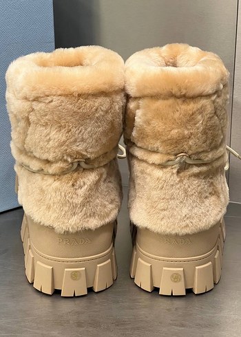 Bej Kürklü Kadın Platform Bot - Görsel 5