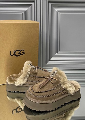 38 Beden UGG Tüylü Kadın Kahverengi Dolgu Topuk Terlik