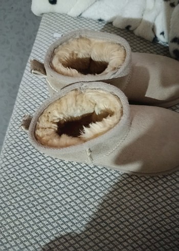 Bej Süet Kadın Kürklü  Bot - Görsel 3