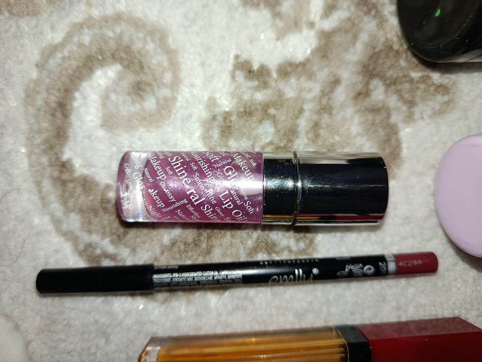 karısık cilt bakım makyaj ürünleri - Görsel 2