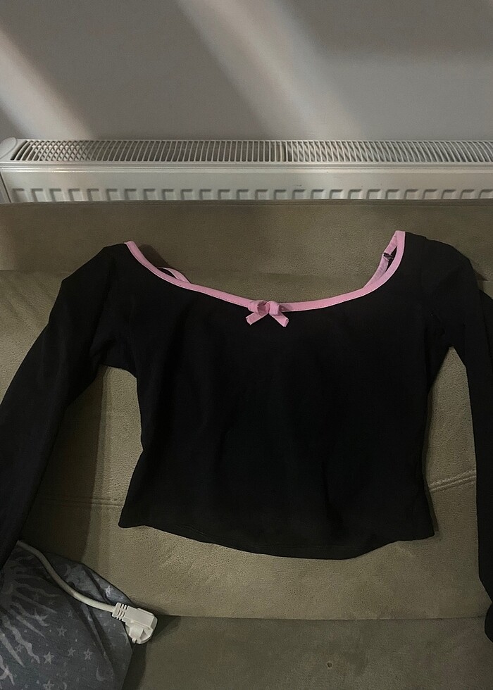 Kurdele Detaylı Bluz - Görsel 5