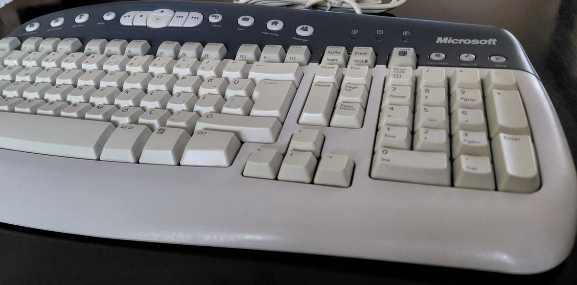 Microsoft MultiMedia Keyboard 1,0A - Görsel 2