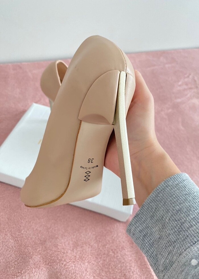 Topuk detaylı Deri stiletto - Görsel 5