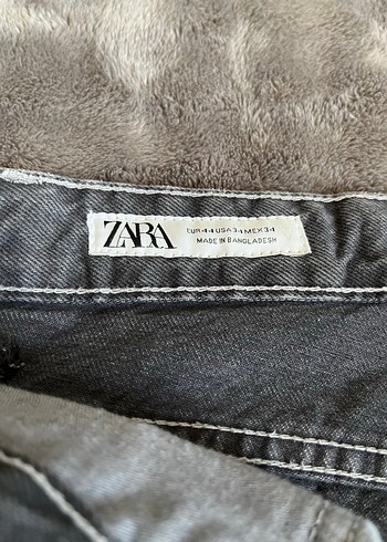 Zara Gri Düğmeli Midi Denim Pantolon