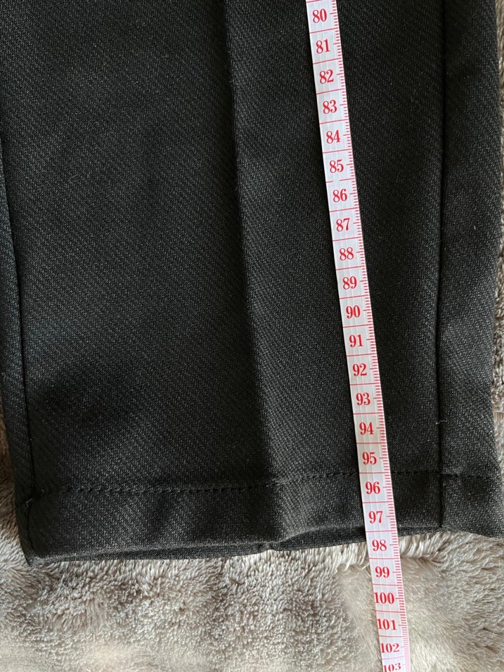 Düğmeli Siyah Rahat Kesim Kumaş Pantolon - Görsel 4