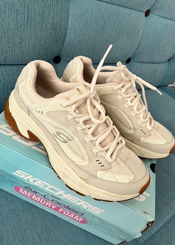 Skechers 38