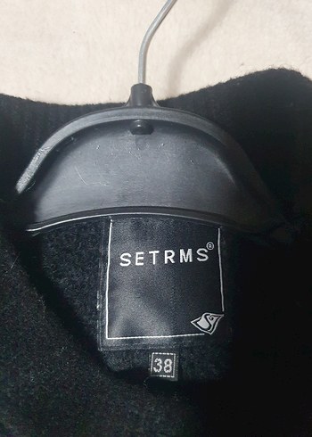 Siyah Uzun Kadın Kaban Düğmeli - Görsel 4