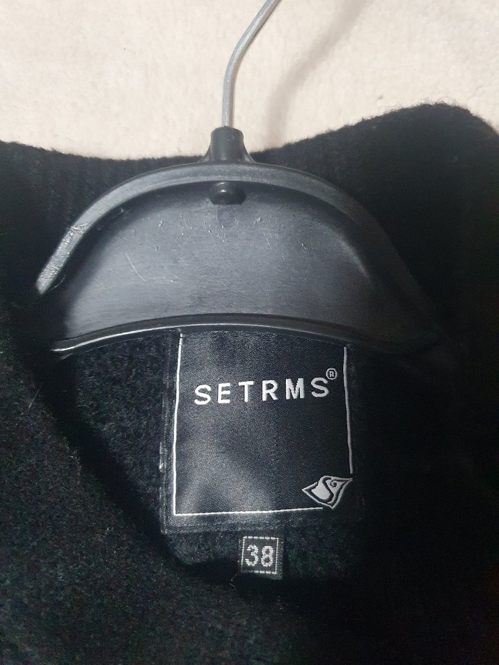 Siyah Uzun Kadın Kaban Düğmeli - Görsel 4