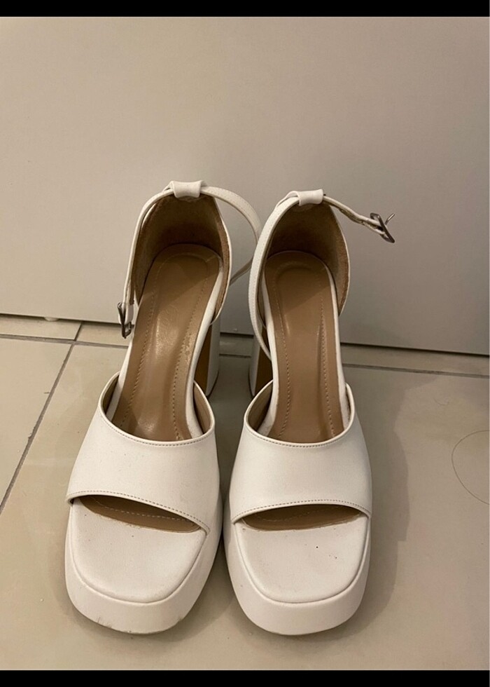 Polka topuklu 40 numara - Görsel 4