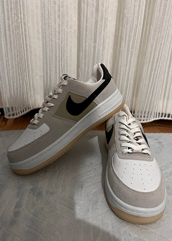 Nike Beyaz-Gri erkek Spor Ayakkabı - Görsel 2