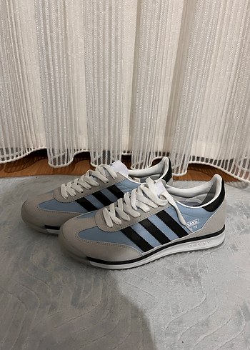 Erkek Gri Çizgili Spor Ayakkabı - Görsel 2