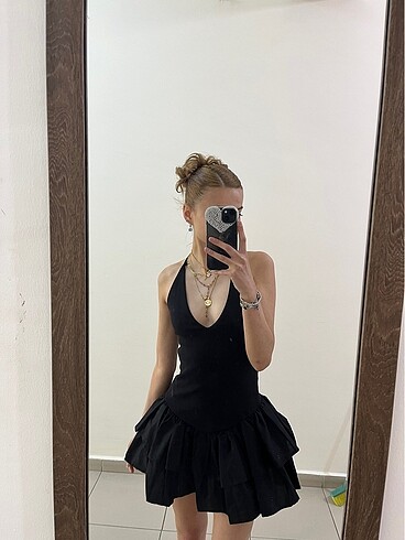 zara siyah elbise