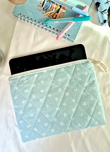  Beden Tablet Çantası 
