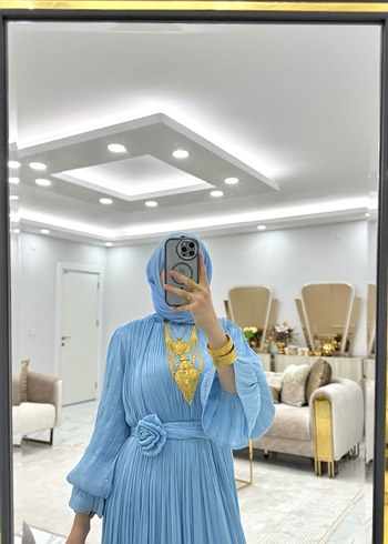 Bebe Mavisi abiye