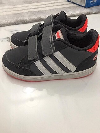 Adidas ayakkabı