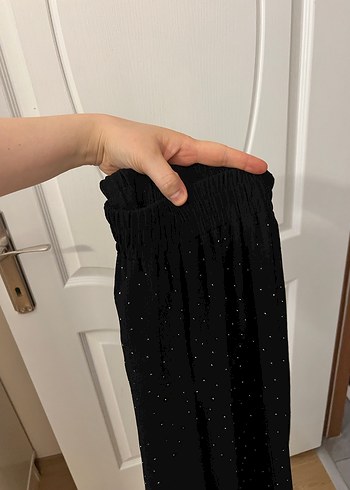 Siyah taşlı Kadın Bol Kesim Kumaş Pantolon - Görsel 2