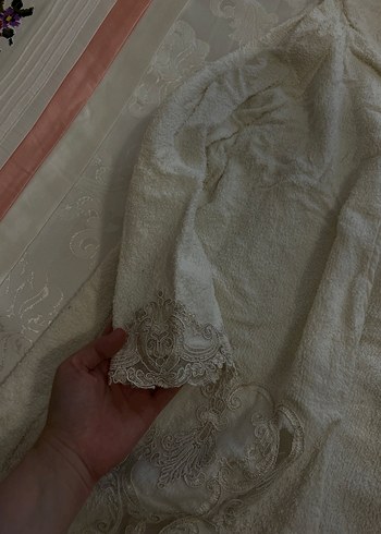 Nakışlı Beyaz balayı bornoz - Görsel 2