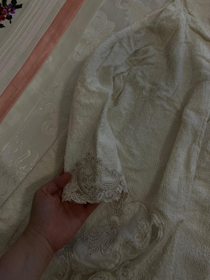 Nakışlı Beyaz balayı bornoz - Görsel 2