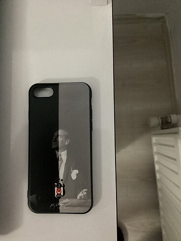 iPhone 7 (Beşiktaşlı kılıf)
