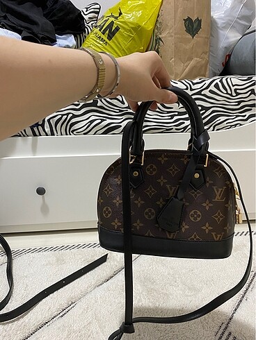 Louis Vuitton Louıs vuttıon a kalıte çanta