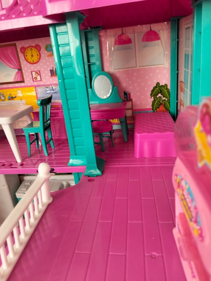 Pembe Plastik Oyuncak Ev Kaydıraklı - Görsel 5