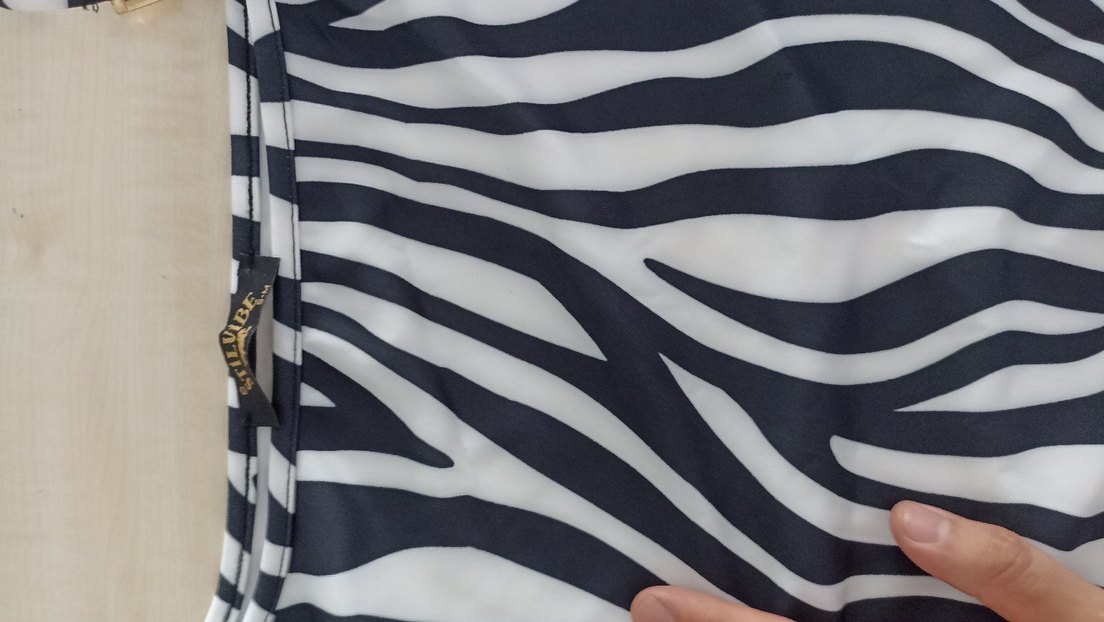 Zebra Desenli Pileli İnce Askılı Pareo - Görsel 2