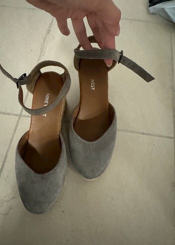 Gri Süet Dolgu Topuklu Kadın Ayakkabı - Görsel 5