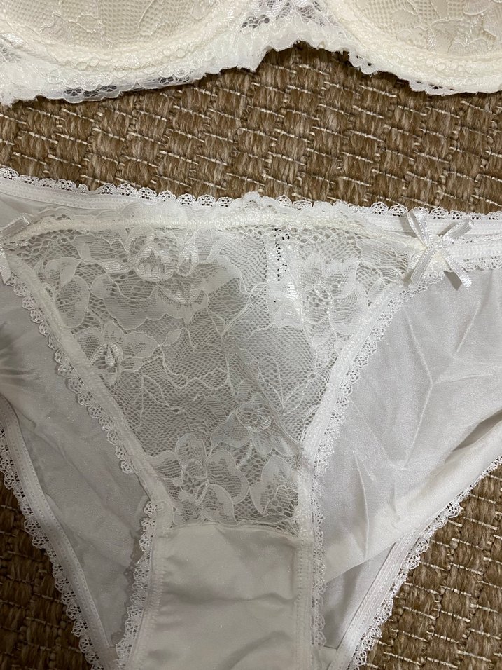 Beyaz Dantelli Bohem Minimalist Sütyen ve Külot - Görsel 3