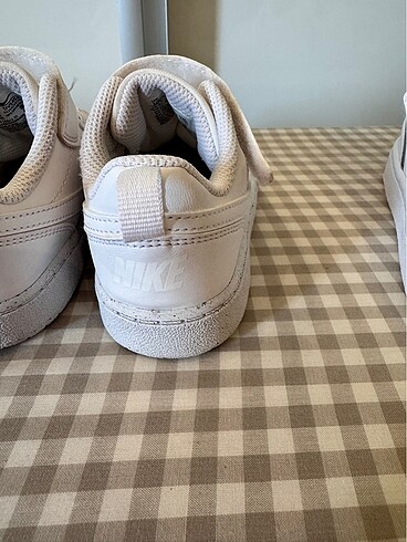 27 Beden Nike Unisex çocuk ayakkabı