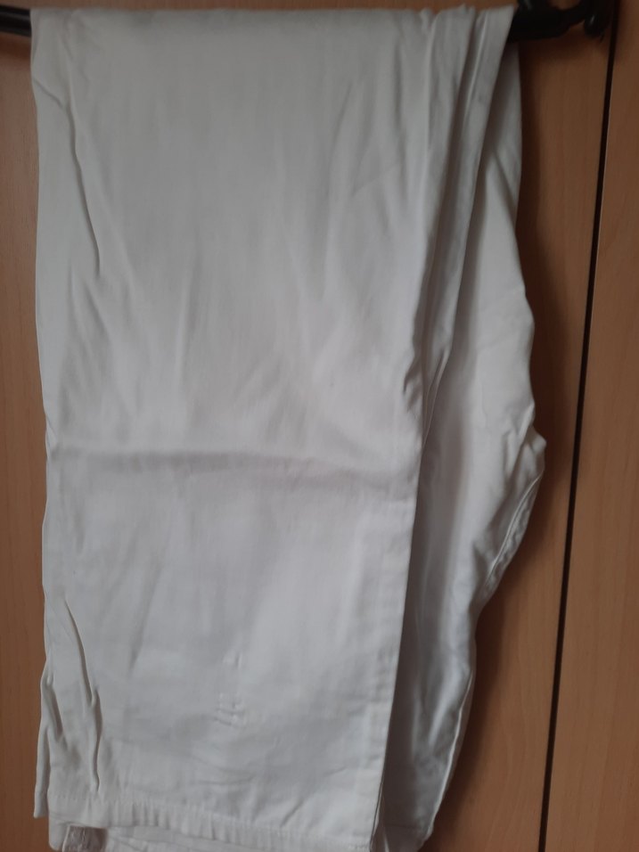 Kadın Beyaz Keten Midi Pantolon Fermuarlı - Görsel 3