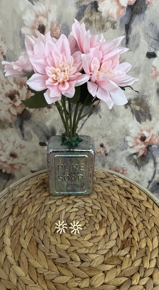 Vintage tarzda çelik küpeler hangisini istiyorsanız yazın lütfen - Görsel 4